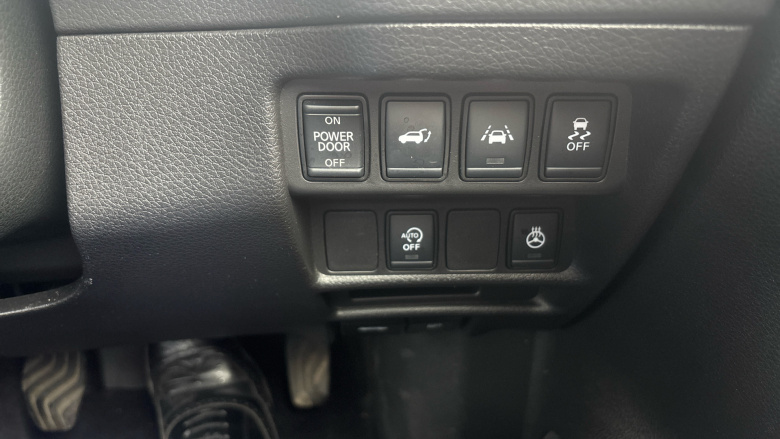 Nissan X-Trail 1.7 dCi Tekna 5dr Diesel Station Wagon